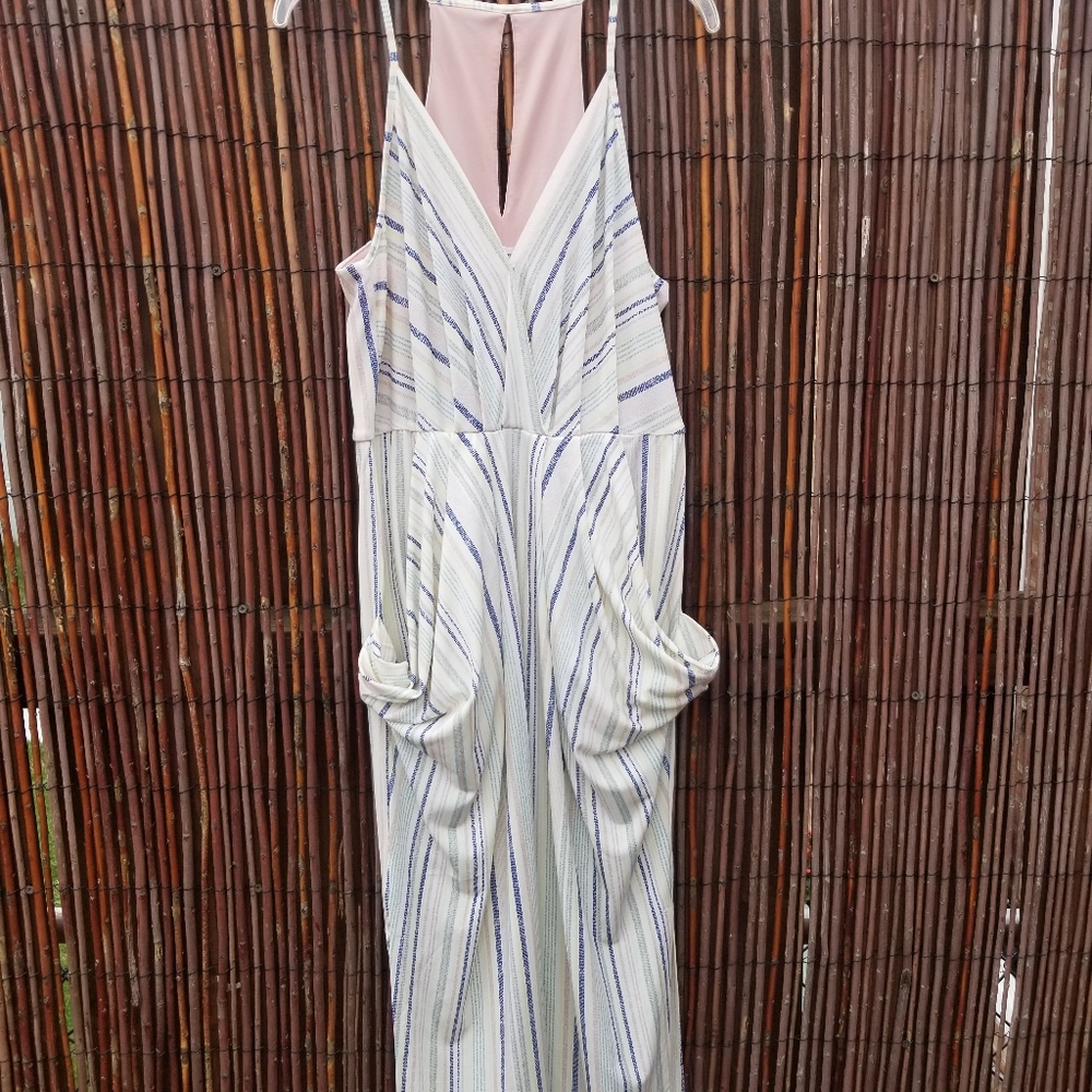 BCBGeneration summer midi dress - Picture 3 of 10